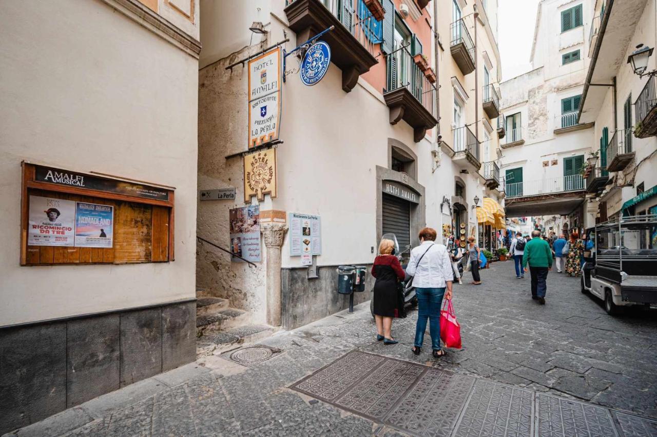 White Amalfi Centro Storico By Italianhost公寓 外观 照片